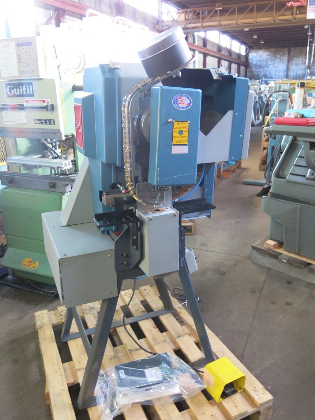 Model 92GW Edward Segal, grommet machine, 1/2 HP, electric foot switch actuation - Image 6