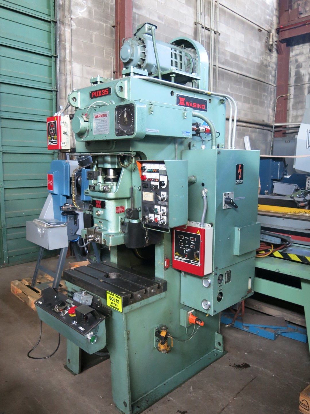 35 Ton, Wasino #PUX35, punch press, 90mm stroke, 240mm die height, 55mm adjustment, 60-120 SPM - Image 2