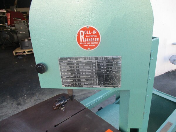 8.5" x 14.5" Roll-In #EF1459, gravity feed vertical band saw, casters - Image 2
