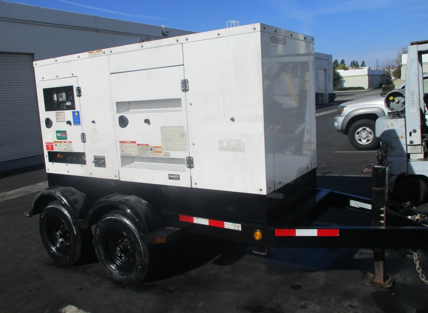 100 KW Cummins #C100D6R, mobile / towable diesel generator set, 277/480 Volts, 3-phase, QSB5-G4 NR3 engine - Image 1