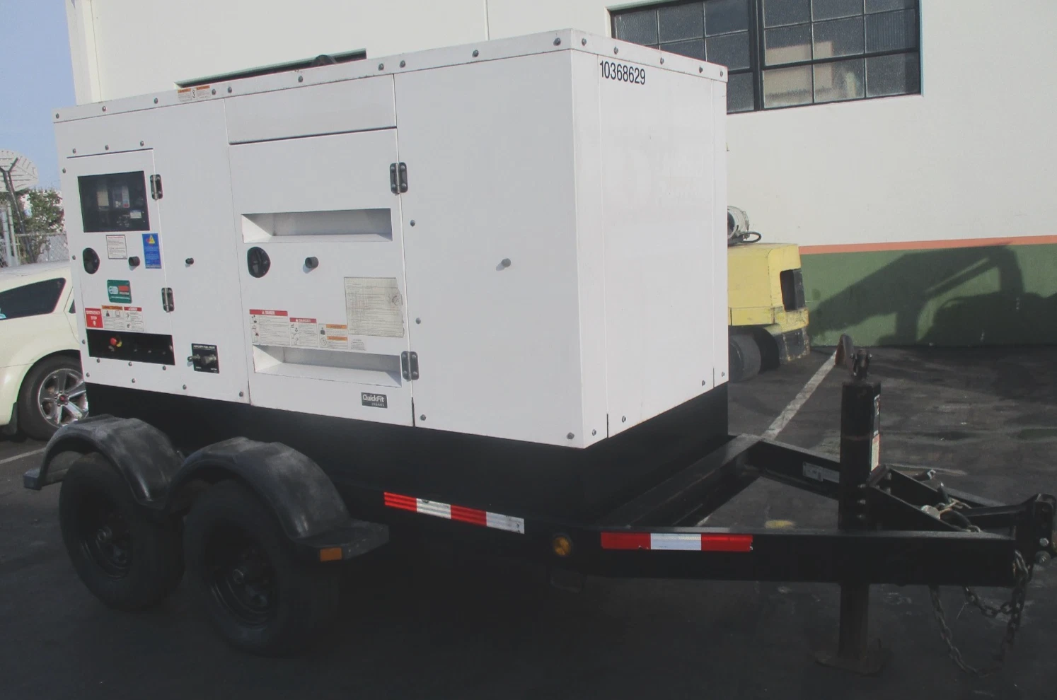 100 KW Cummins #C100D6R, mobile / towable diesel generator set, 277/480 Volts, 3-phase, QSB5-G4 NR3 engine - Image 2