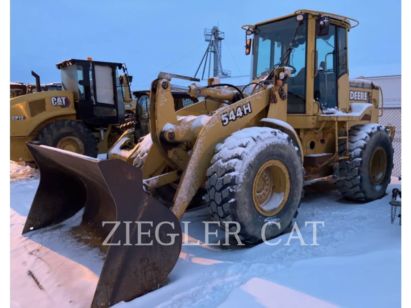 Deere & Co. 544H, Wheel Loader, 16000 hours, S/N: 56883, 1997 - Image 1