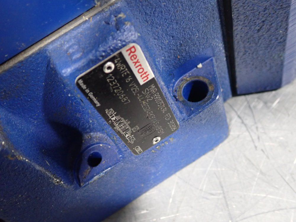 Rexroth #R900757494, Directional Hydraulic Valve - Image 7