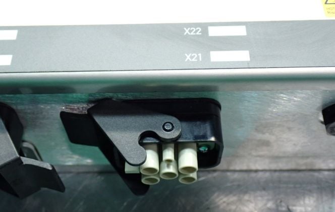 Sew-Eurodrive, TPM12B030-ENE-5A2-2, Movitrans Mobile Converter, 3 kW, 500 VAC Input, 500 VDC Output - Image 9