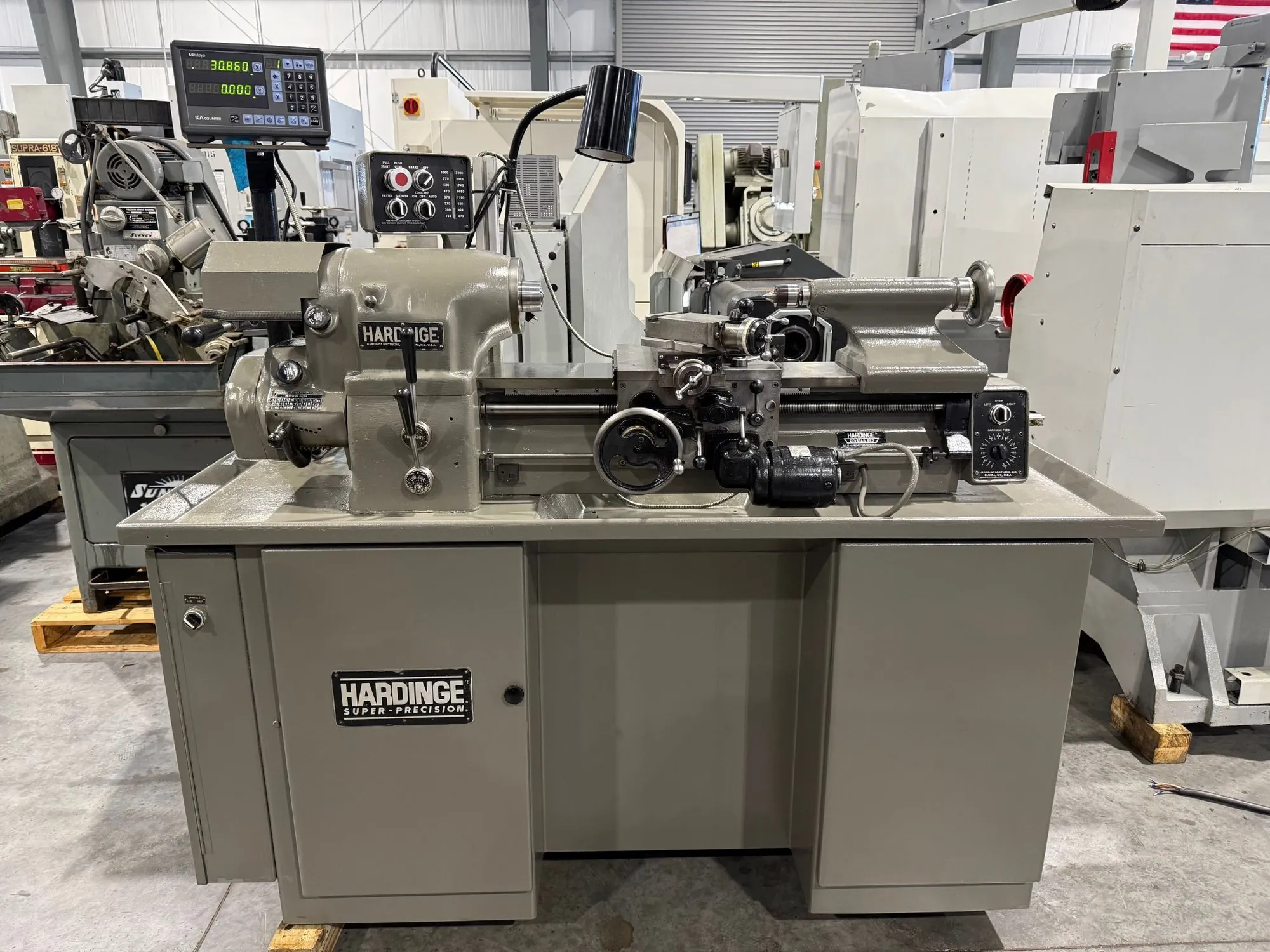 11" x 18" Hardinge #HLV-H, precision tool room lathe, 1.25" hole, Mitutoyo 2-Axis digital read out, 1988 - Image 1