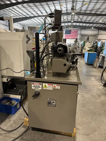 11" x 18" Hardinge #HLV-H, precision tool room lathe, 1.25" hole, Mitutoyo 2-Axis digital read out, 1988 - Image 5