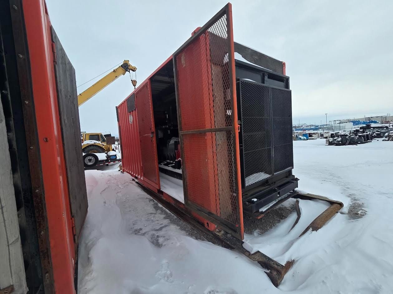 800 KW Cummins, diesel generator set, 347/600 Volts, 3-phase, 1220 HP @ 1800 RPM, QSK23-G7 NR2 engine, 2008 - Image 8