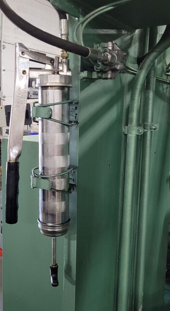 70 Ton, Betenbender #6-70T, hydraulic press brake, 6' overall, 72" between housing, 8" stroke, 4-way die & - Image 7
