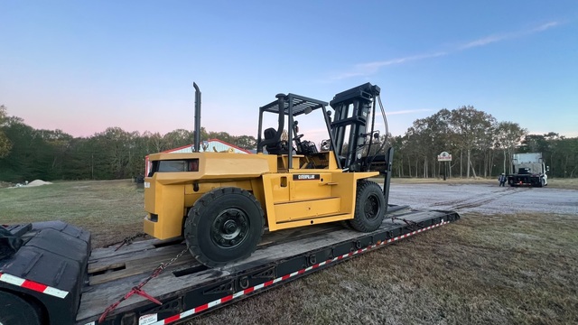 33000 lb. Caterpillar #DP150, Forklift, 2-Stage Mast, 96" Forks - Image 5