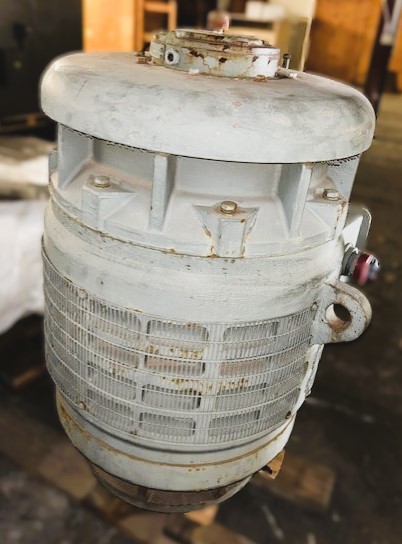 150 HP 1185 RPM General Electric, Frame 504WP, Electric Motor, 2300 Volts - Image 3