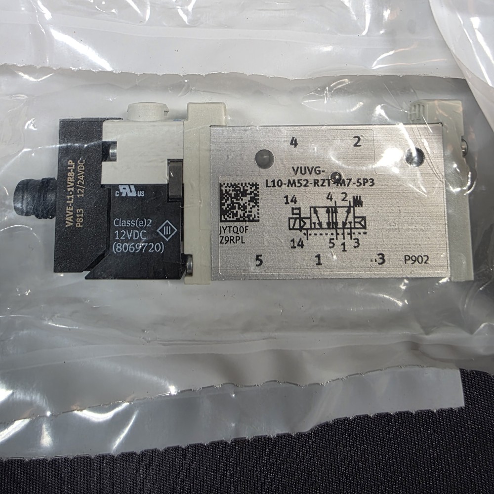 Festo #VUVG-L10-M52-RZT-M7-5R8L, 564212,, Air solenoid valve, Lot of 30, New - Image 2
