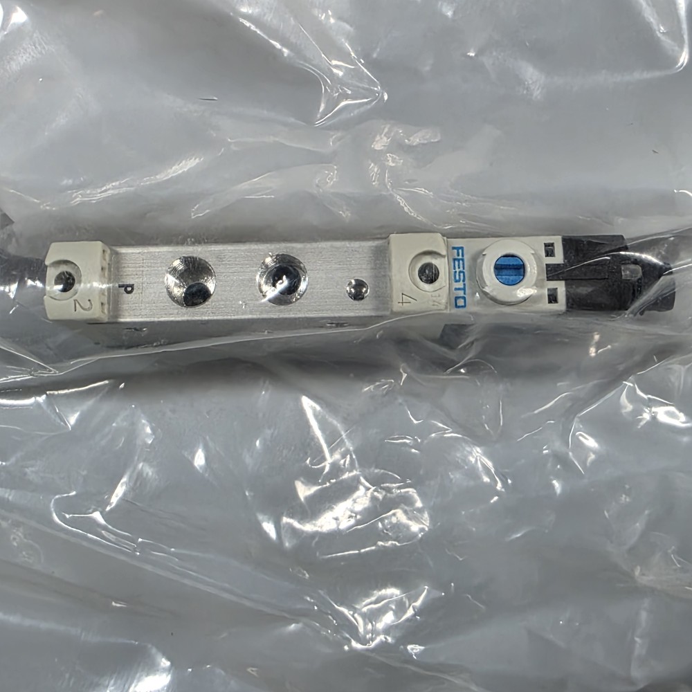Festo #VUVG-L10-M52-RZT-M7-5R8L, 564212,, Air solenoid valve, Lot of 30, New - Image 4