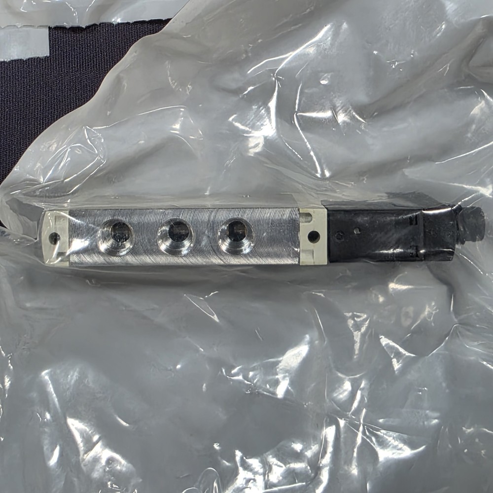 Festo #VUVG-L10-M52-RZT-M7-5R8L, 564212,, Air solenoid valve, Lot of 30, New - Image 5