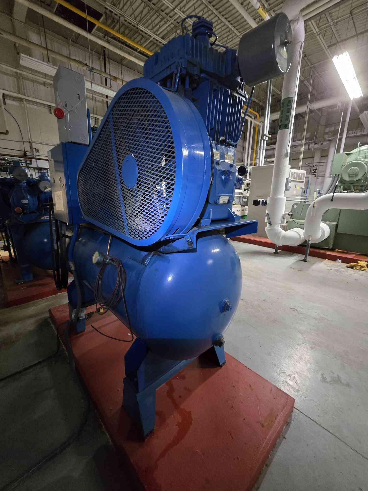15 HP, Quincy #3500BB1, Air Compressor, Baldor Motor, 100 Gallon, 200 psi - Image 2