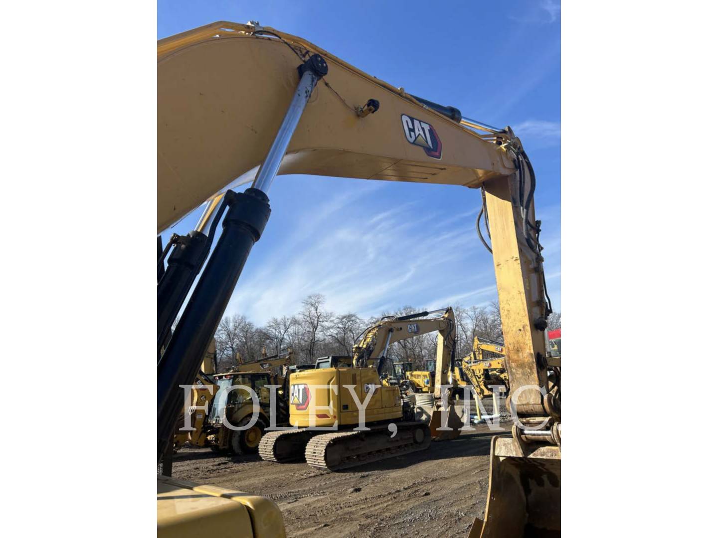 Caterpillar 330-07, Crawler Excavator, 1681 hours, S/N: LHW30241, 2023 - Image 7