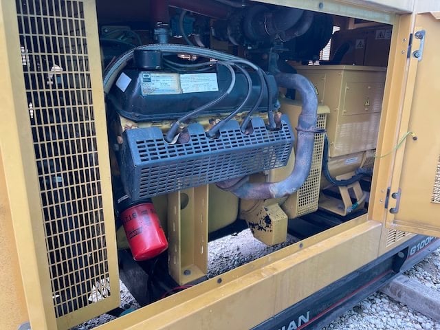 100 KW Olympian #G100F1, Standby, Weather, 277/480 Volts, 620 Hrs., 2000, $24.5k - Image 5