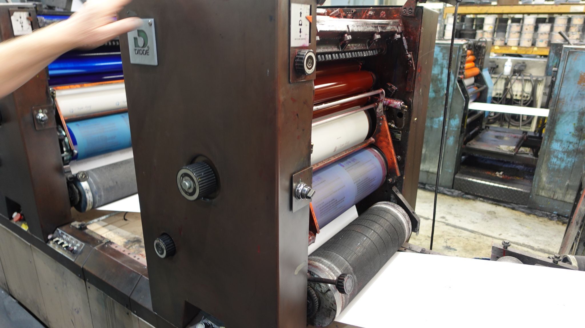 Diddie Glaser #ML, Web Offset Press, 8 color, 20.5" Web Width, 22" variable cutoff, 1992 - Image 9