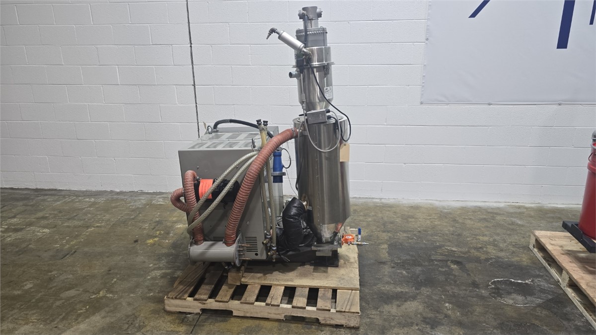 Colortronic Dryer with AEC Autoloader SLC04 & Drying Hopper - Image 1