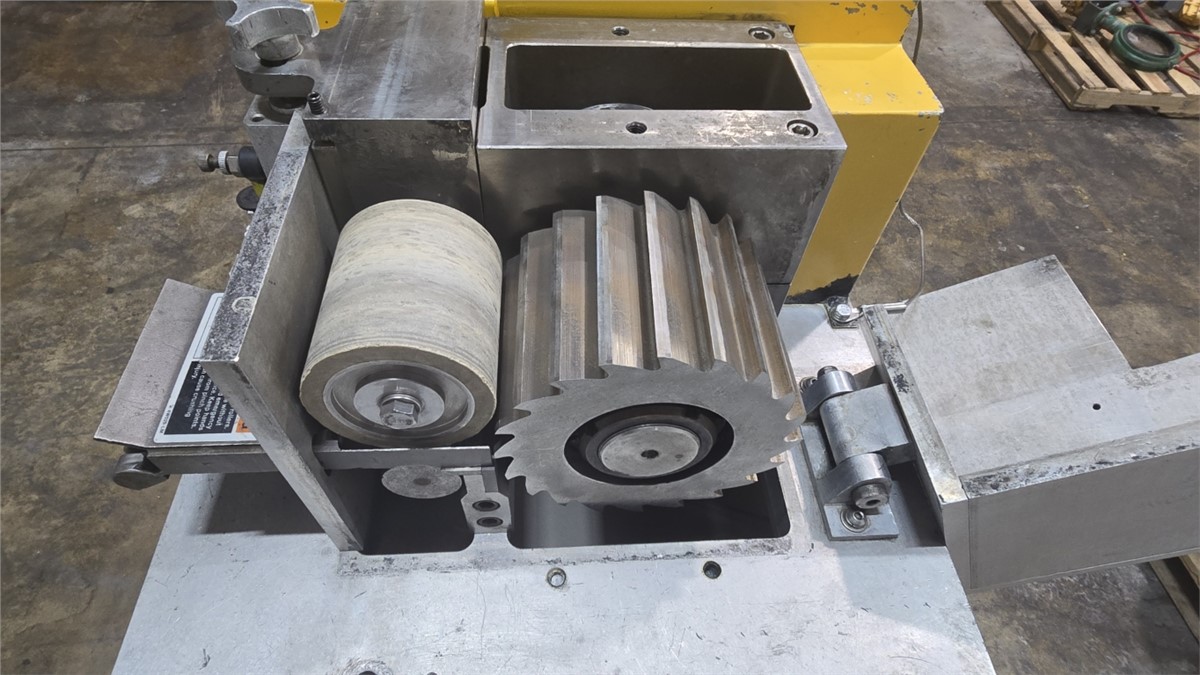 4" Scheer, reduction engineering pelletizer, 6" blade diameter, 20 blade helical rotor, 46" infeed height - Image 2
