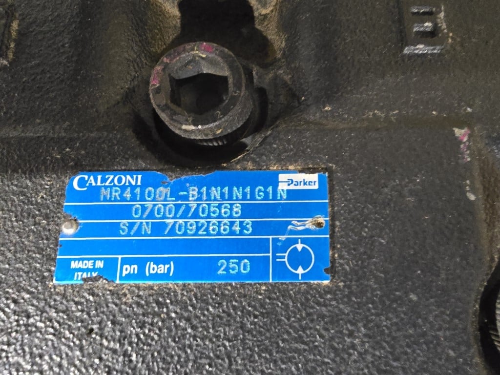Promeco #KR2600, single shaft hydraulic shredder, 300 HP - Image 4