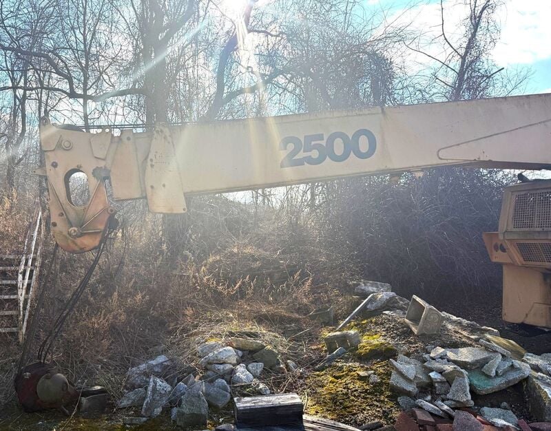 Drott #2500, 25 ton, hydraulic rough terrain crane - Image 5