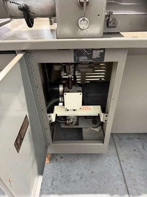 11" x 18" Hardinge #HLV-H-EM, super precision tool room lathe, 1-1/4" hole, inch/metric, 1997 - Image 9