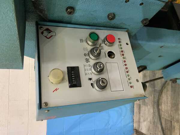 20 Ton, Heim #20A, OBI punch press, 2-1/2" stroke, 10" Shut Height, air clutch, 145 SPM, 2 HP, 1988 - Image 5