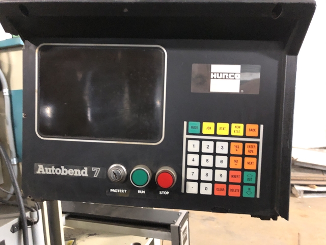 25 Ton, Premier #425-2, CNC hydraulic press brake, 4' overall, 30" between housing, 4" stroke, 4" throat, 1997 - Image 3