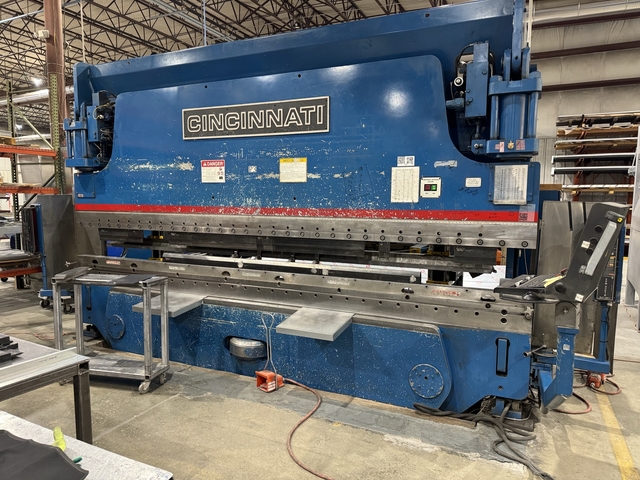 175 Ton, Cincinnati #175AF14 Autoform Plus, CNC hydraulic press brake, 16' overall, 174-1/2" between housing - Image 1