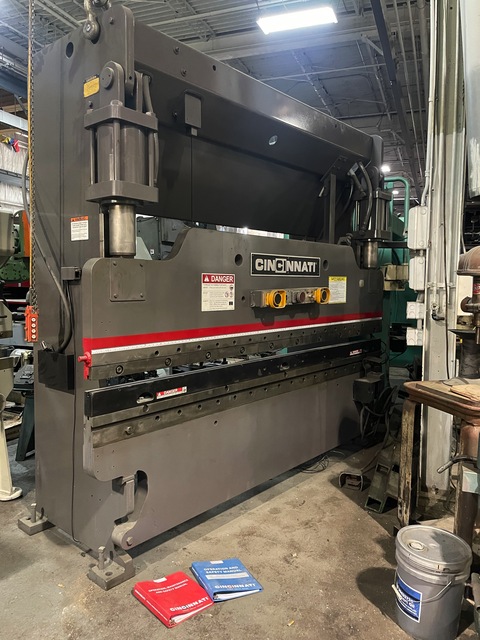 90 Ton, Cincinnati #90CB, hydraulic press brake, 10' overall, 102" between housing, 8" stroke, 7" throat, 15" - Image 1