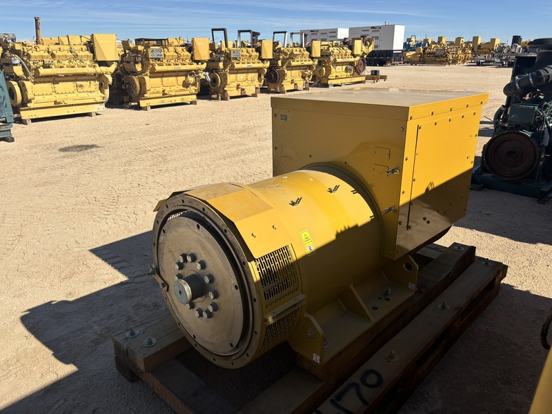 565 KW, 1800 RPM, Caterpillar #SR4, generator end, 690 Volts, sound attenuated enclosure 0 - Image 2