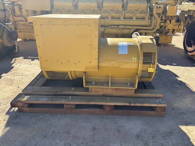 565 KW, 1800 RPM, Caterpillar #SR4, generator end, 690 Volts, sound attenuated enclosure 0 - Image 4