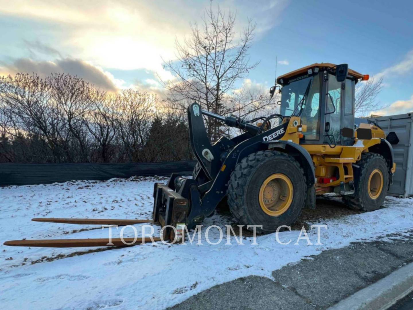Deere & Co. 544P, Wheel Loader, 1003 hours, S/N: PLA20794, 2023 - Image 1