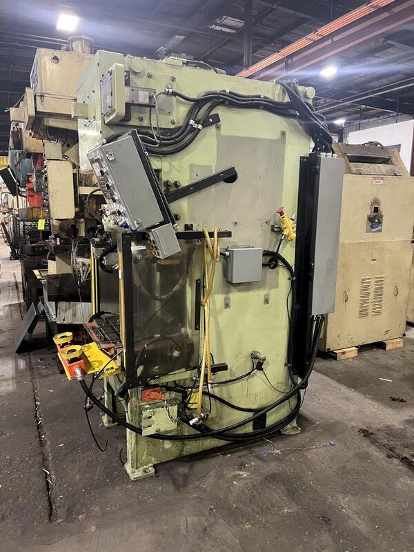 88 Ton, Komatsu #0BS-80-3, single crank gap frame press, 5.12" stroke, 13.78" Shut Height, 3.15" adj., 37-75 - Image 4