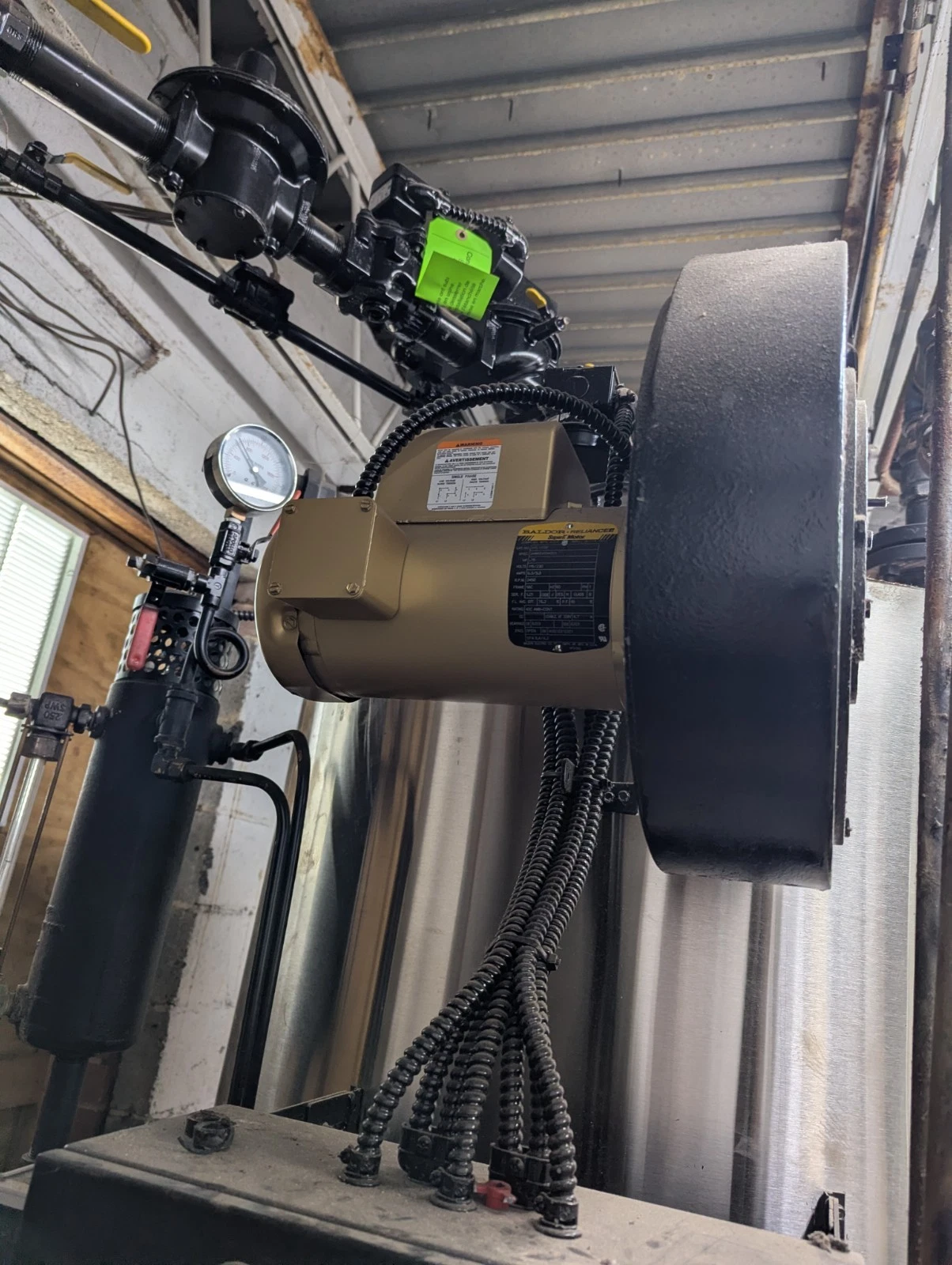 30 HP 150 PSI Fulton Classic #FB-030-A, Vertical Tubeless Steam Boiler, Natural gas, 1005000 BTUH, 1085 PPH - Image 5