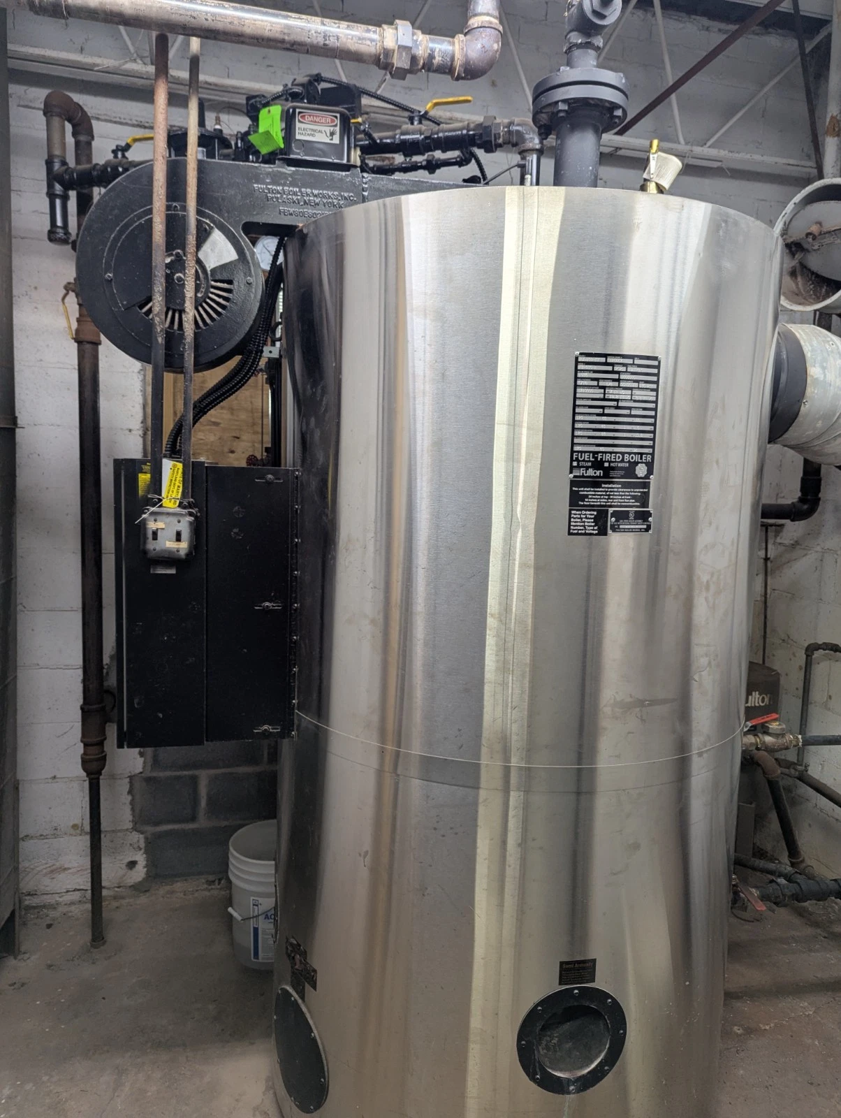30 HP 150 PSI Fulton Classic #FB-030-A, Vertical Tubeless Steam Boiler, Natural gas, 1005000 BTUH, 1085 PPH - Image 6