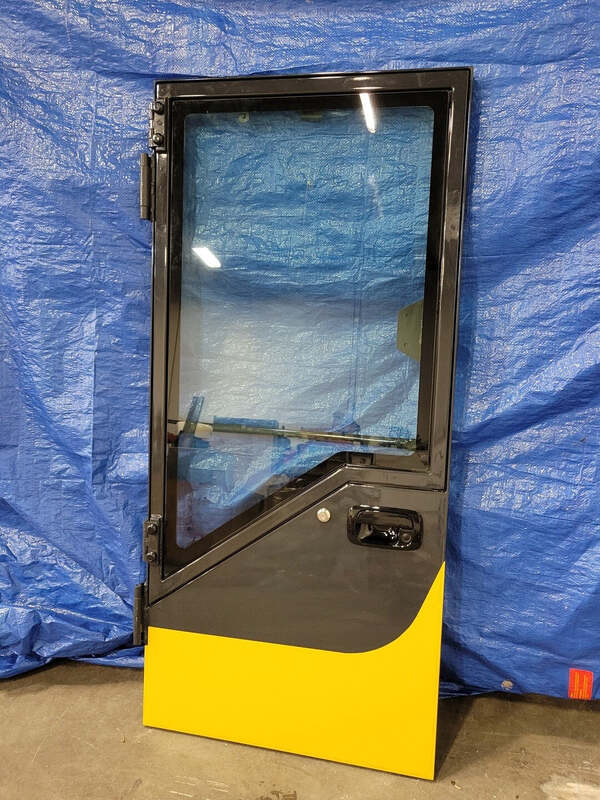 Komatsu #426-925-5100, Door Assembly for Haul Truck - Image 1