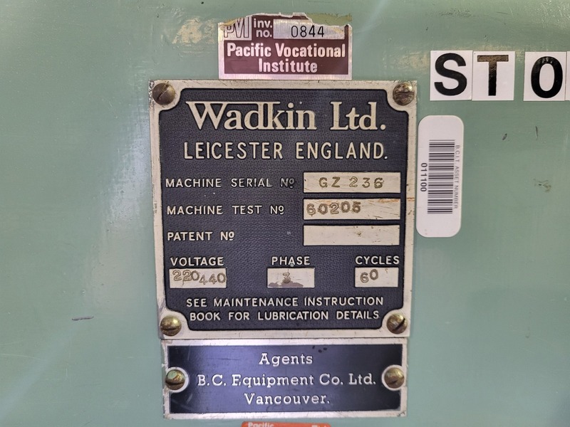 294" x 6" Wadkin #Type-GZ, Open End Belt Sander w/ Sand Belts & Sand Pads, 96" x 42" table, 5 HP, 1740 RPM - Image 2