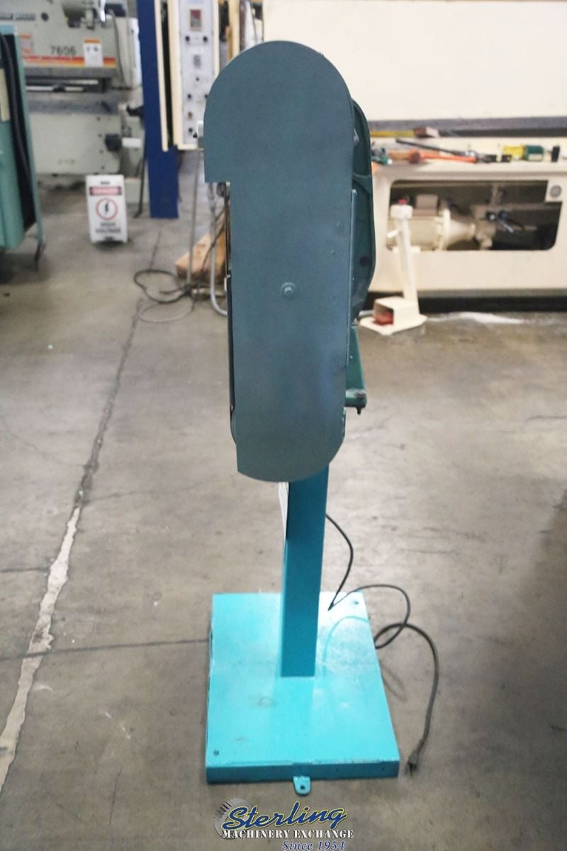 2.5" x 60" Burr King #960-250, belt sander, 1.5 HP, stand - Image 4
