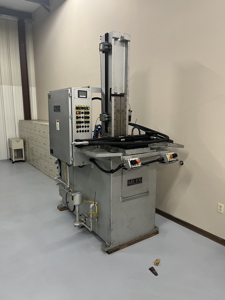 5 Ton, Ty-Sa-Man Miles #10-36-60, hi-speed vertical broaches, Rexroth hydraulics, PLC Control - Image 2