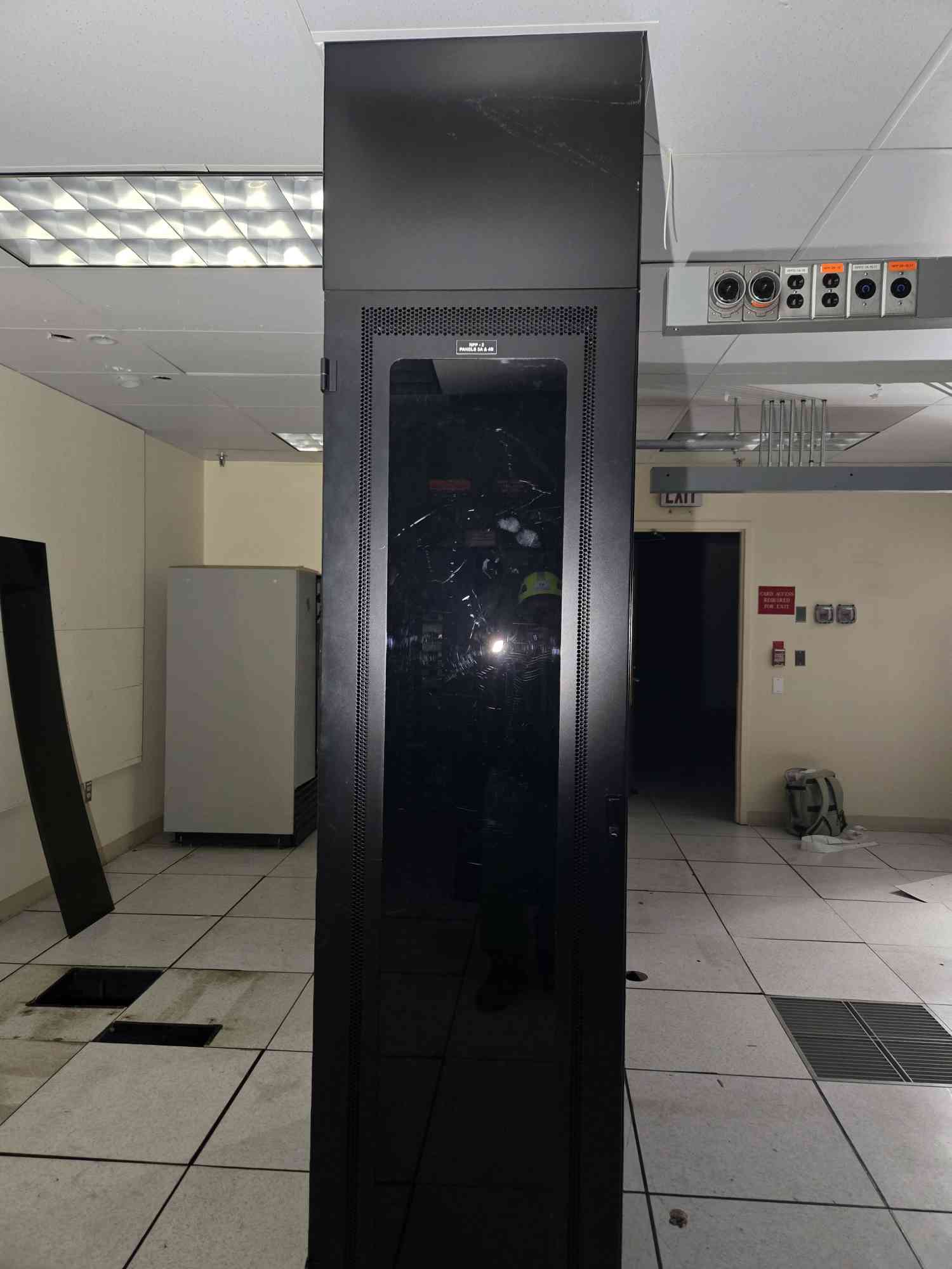 225 Amp. Onyx #Rack-Panelboard, 208/120V Plus Ground 3PH Breaker Distribution (4 available) - Image 2