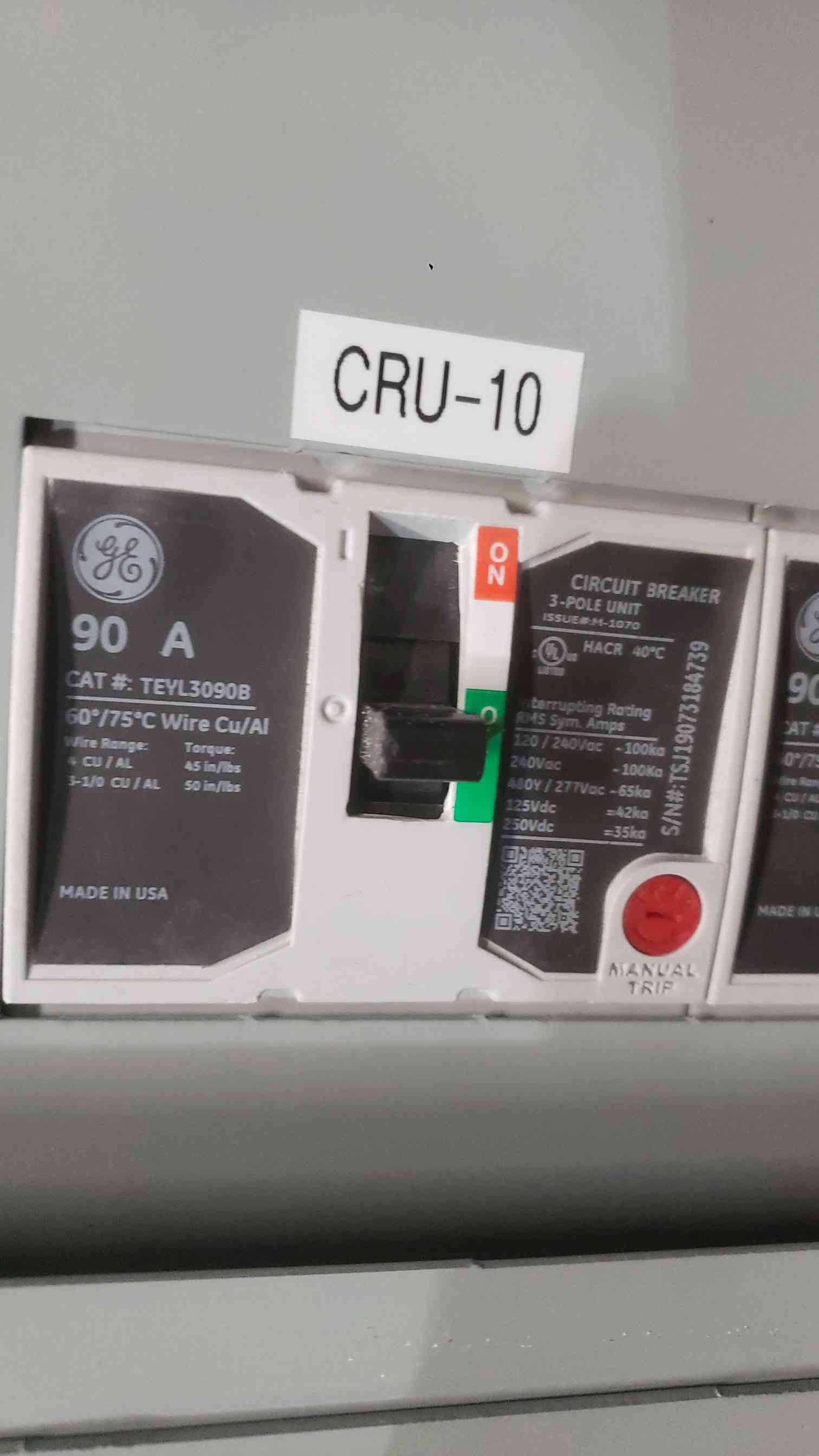 400 Amp. General Electric A-Series-II, Panelboard, 480/277 Volts, 5 Breakers & Main - Image 4