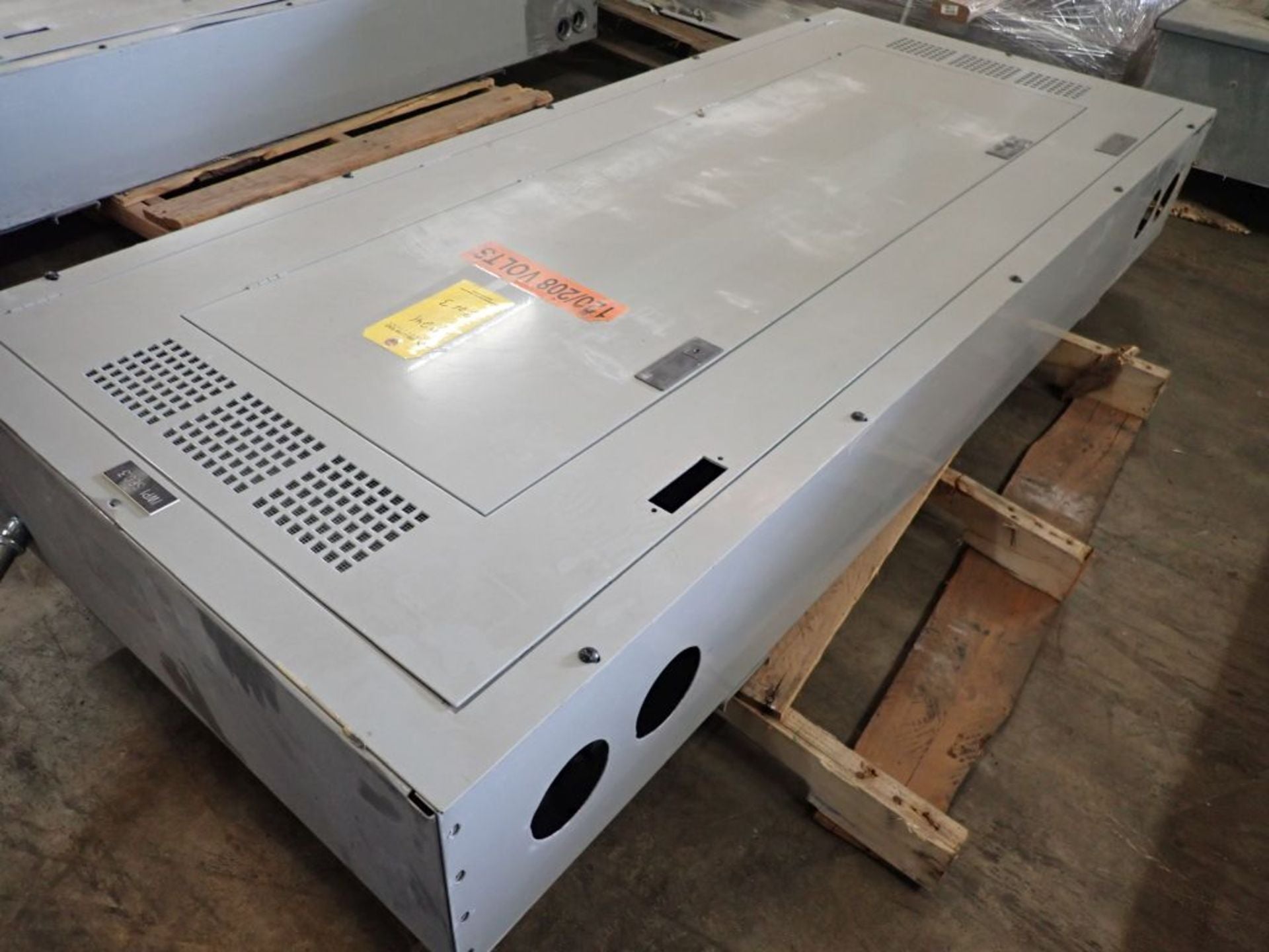 600 Amp. Siemens #S4C9, Panelboards, LOT of 3 w/ Circuit Breakers - Image 10