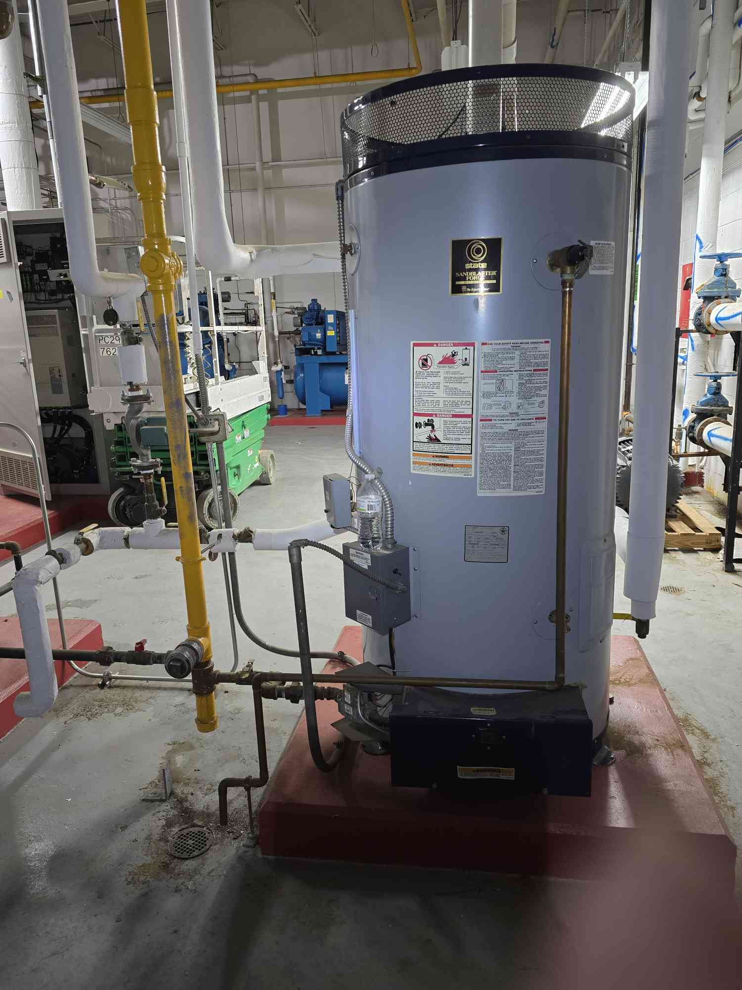 State Sandblaster Force #SDV100199NESHW, Commercial Water Heater, Nat Gas, 100 Gal, 2003 - Image 5