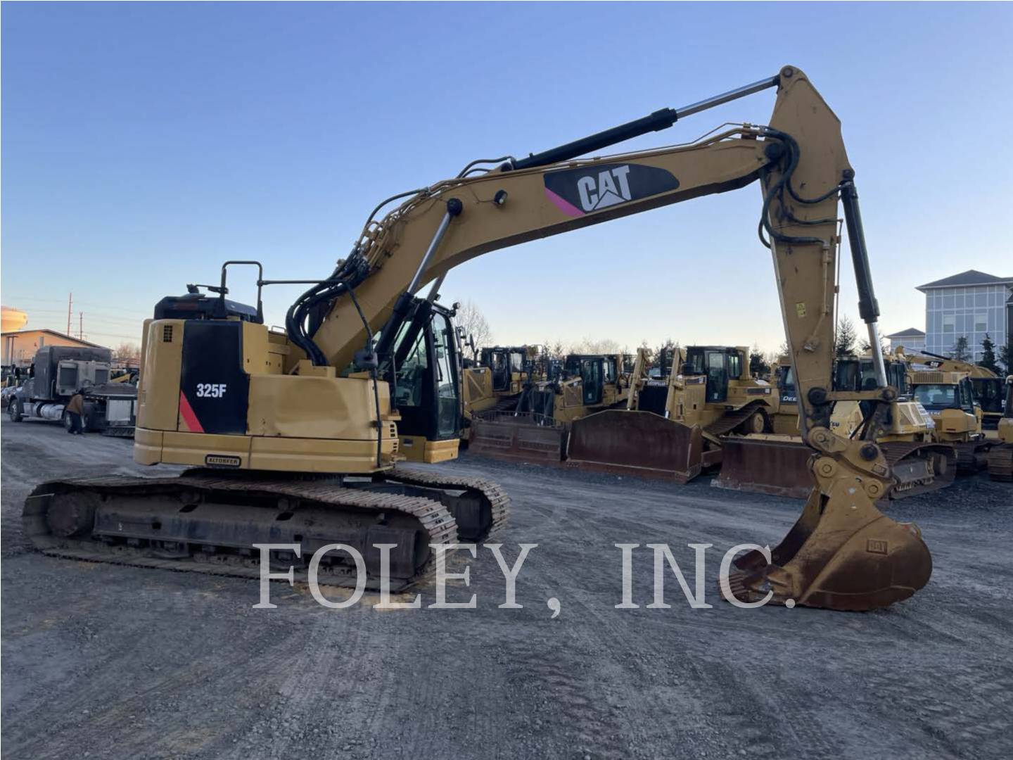 Caterpillar 325FLCR, Crawler Excavator, 6435 hours, S/N: XAA00348, 2016 - Image 2