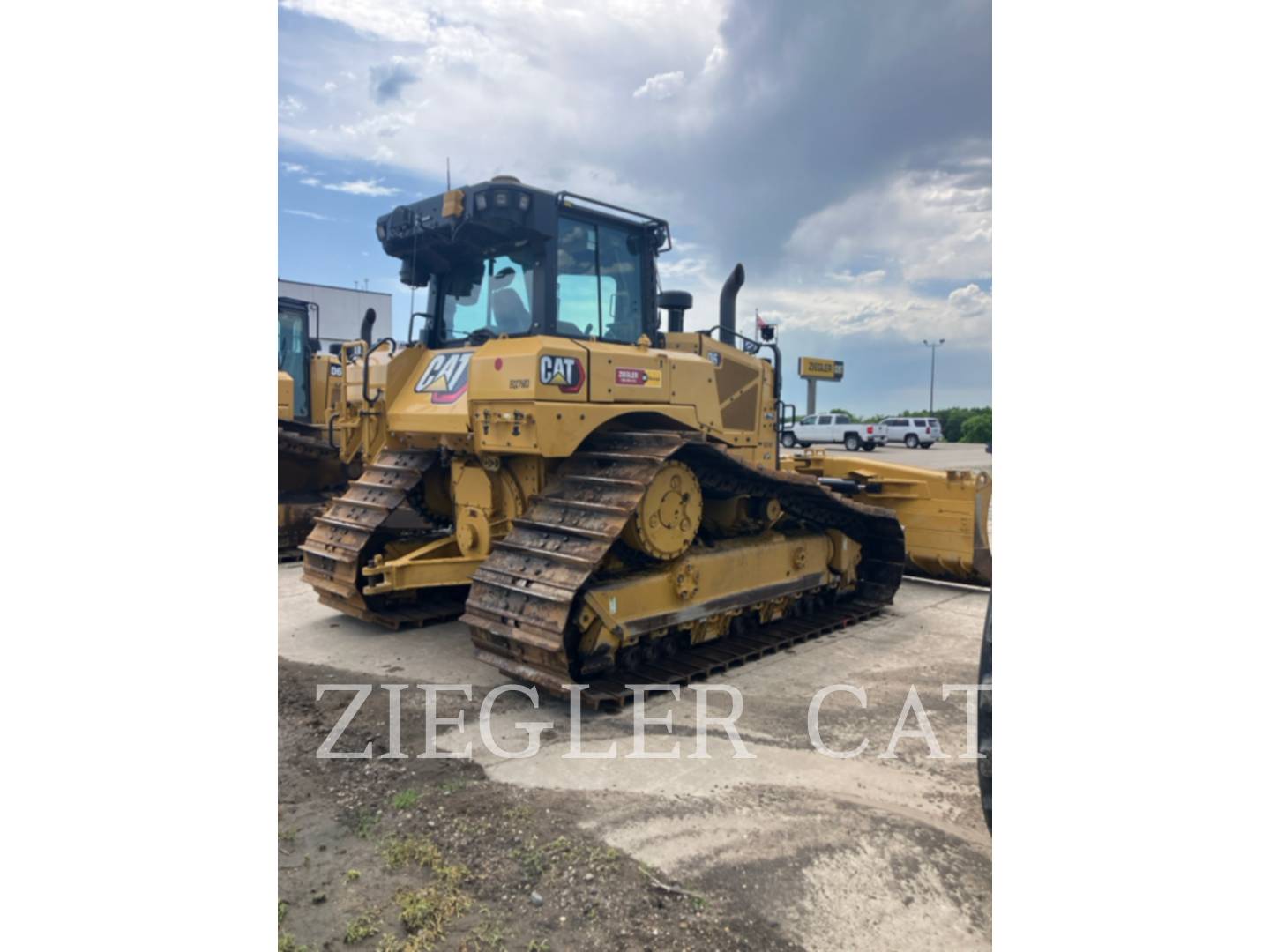 Caterpillar D6LGP, Crawler Dozer, 4433 hours, S/N: KTW01047, 2022 - Image 3