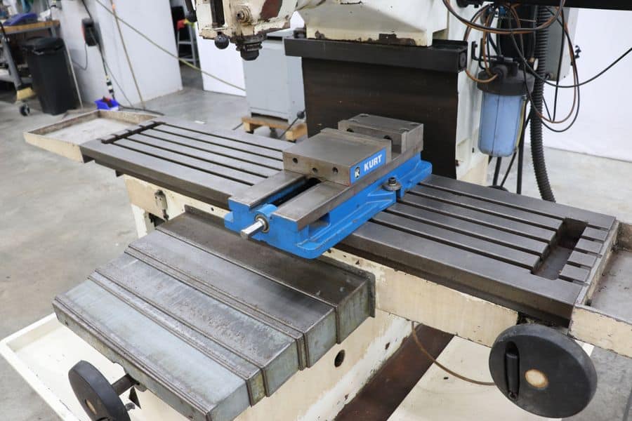 Fryer #MB-15, CNC bed mill, Fagor Control, 50" X, 25" Y, 24" Z, 4500 RPM, 15" x 67" table, Cat 40 - Image 8