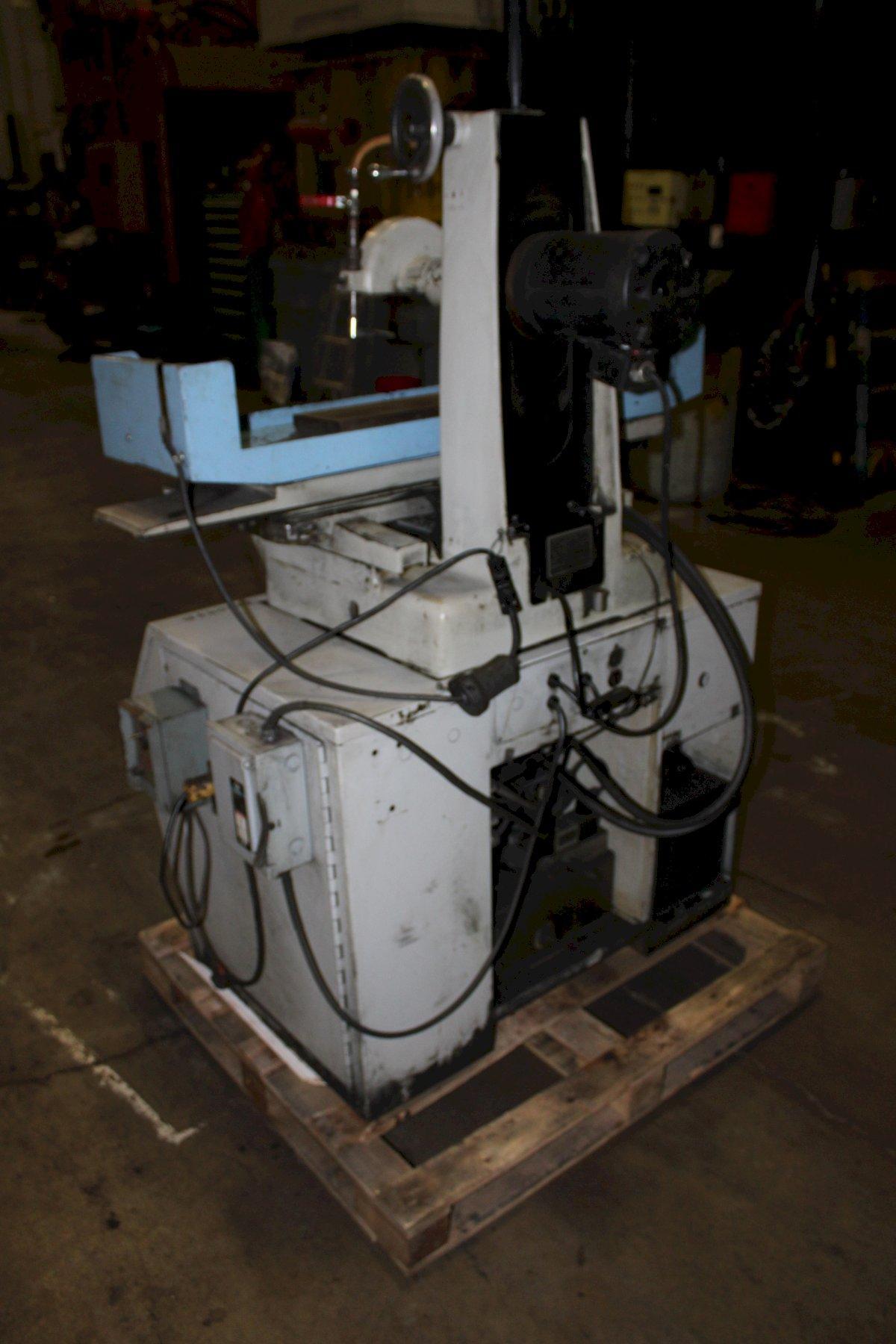 6" x 18" Harig, surface grinder, 8" x 1.25" x 1.25" wheel, hydraulic table, manual down feed, coolant - Image 6
