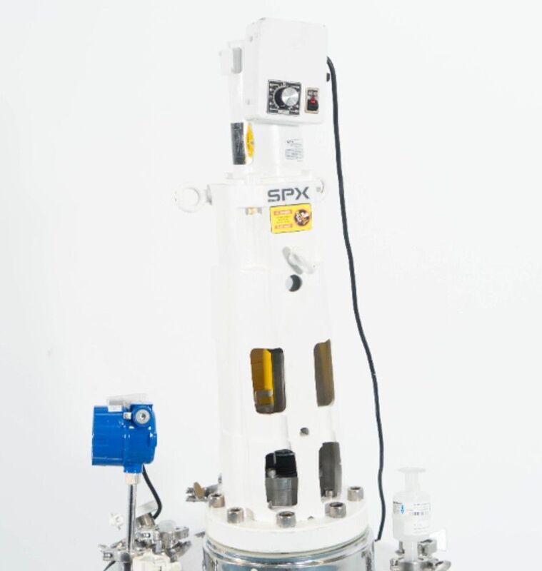 65 gallon DCI, Stainless Steel sanitary jacketed reactor, 45/FV @ 400°F shell, 125 psi, mounted on wheels - Image 9