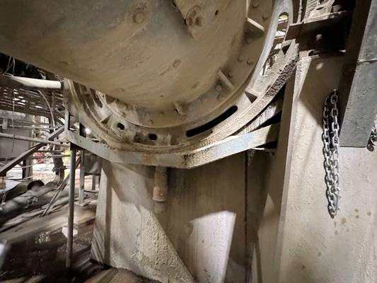 5' x 7' Hardinge, Magnetic Regrind Ball Mill, w/ motor - Image 4